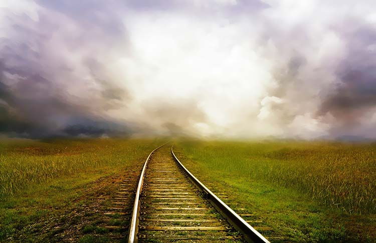 火车道唯美童话背景图片素材