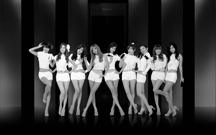 韩国明星-少女时代组合桌面壁纸B006