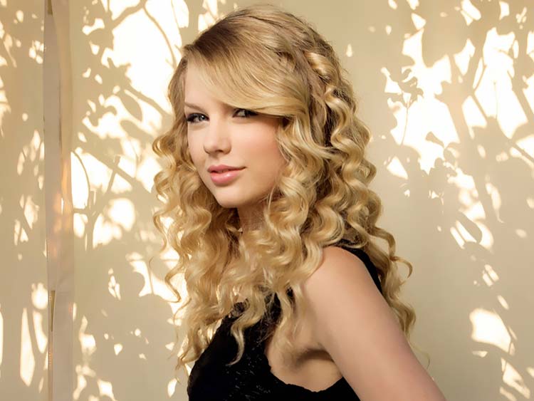 美国乡村音乐歌手-泰勒·斯威夫特(Taylor Swift)壁纸下载B004